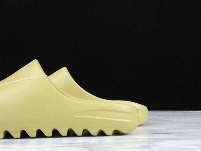 Yeezy FX0494 'Resin' Adidas Slides 0805